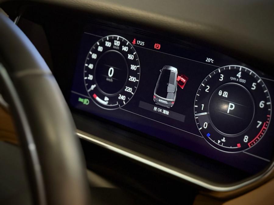 RANGE ROVER SPORT 3.0 P400 7S HSE DYN - Image 8